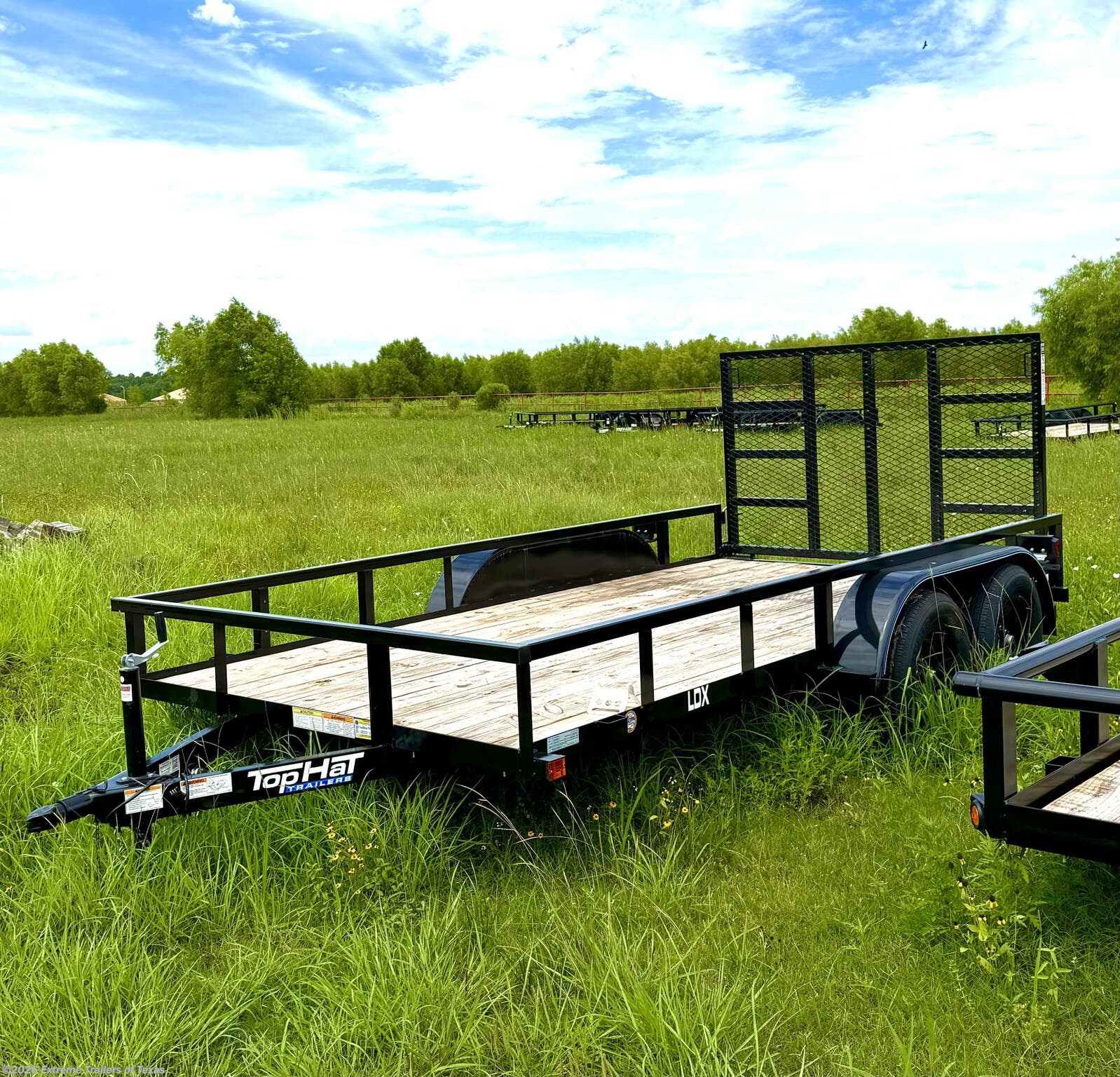 2026 Top Hat Lite Duty Utility 14X77