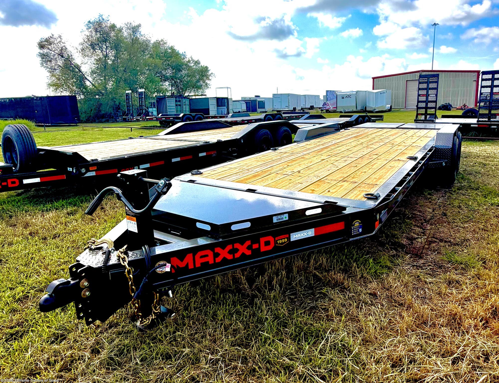2027 MAXX-D EHX I-Beam Equipment Trailer 83X22