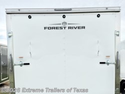 2027 E-Series 8.5X20 Enclosed Cargo Trailer w/Ramp Door by Cargo Mate from Extreme Trailers of Texas in Baytown, Texas