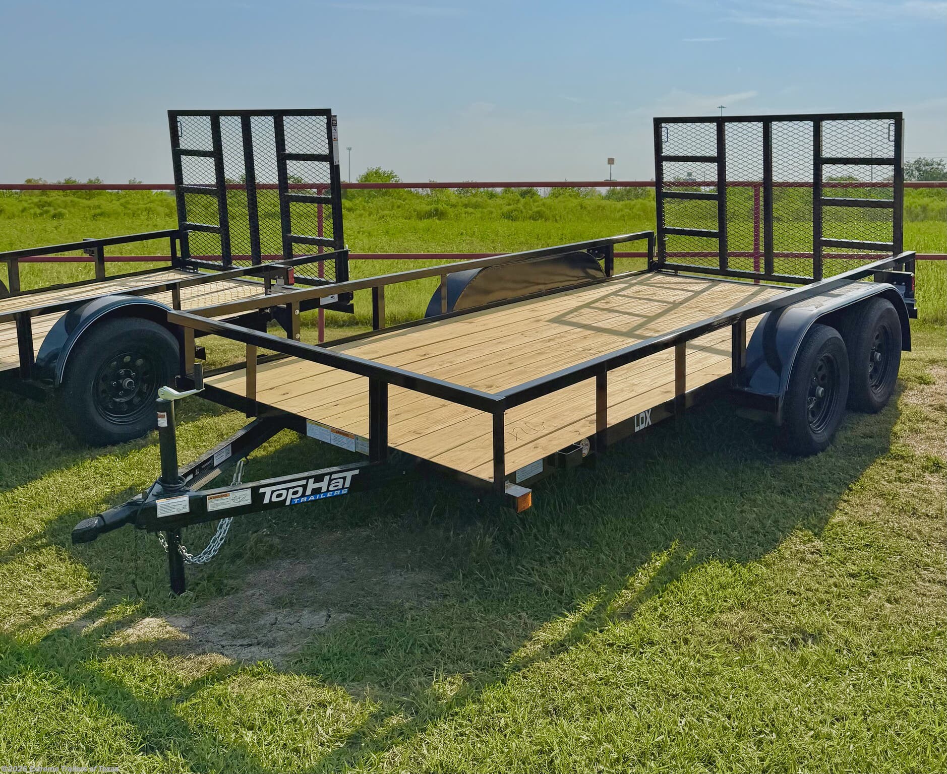 2027 Top Hat Lite Duty Utility 14X77