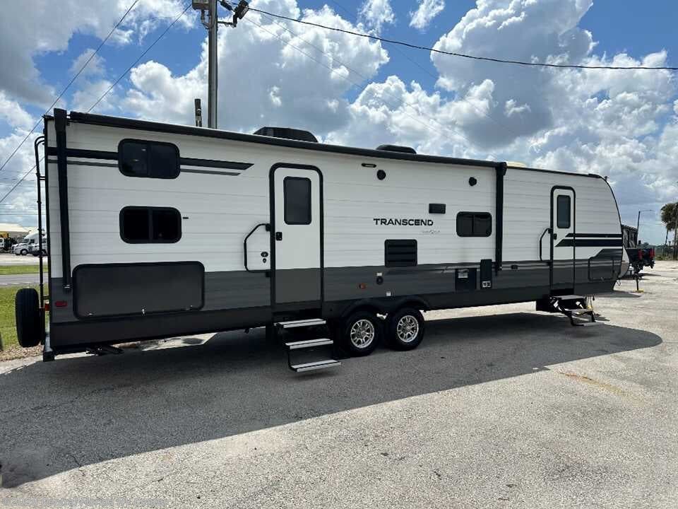 2019 Transcend 32BHS by Grand Design from Central Florida RV Center in Apopka, Florida