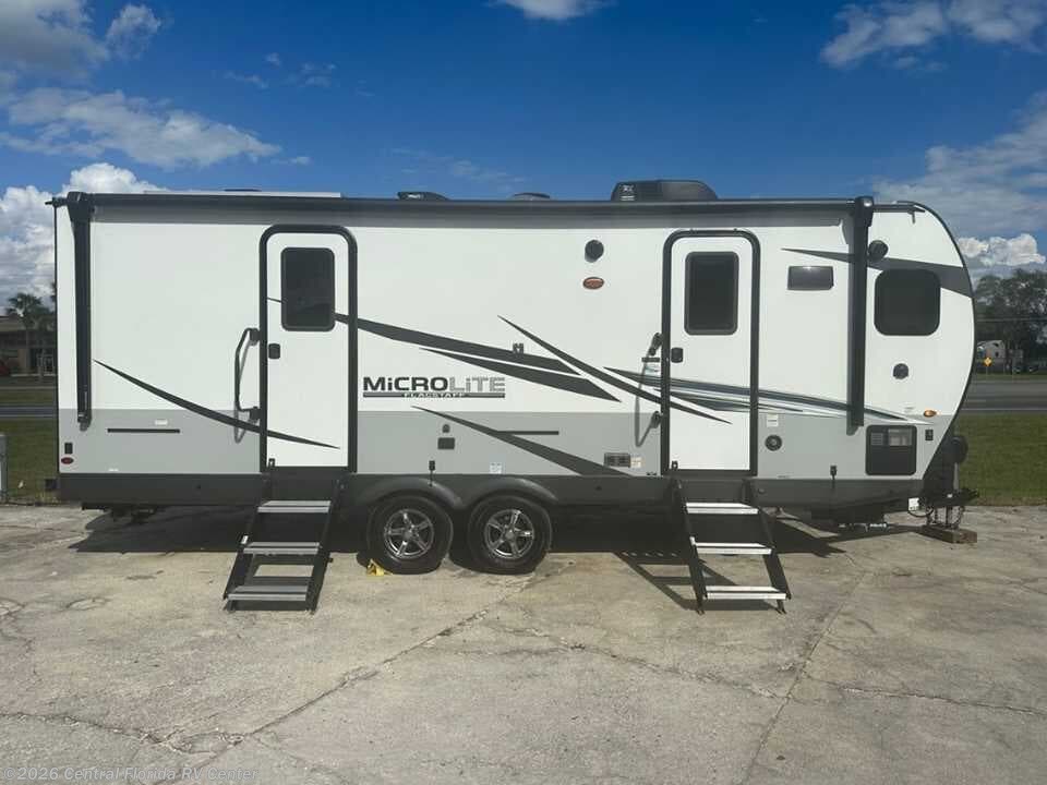 2021 Forest River Flagstaff Micro Lite 25FKBS - Used Miscellaneous for sale by Central Florida RV Center in Apopka, Florida