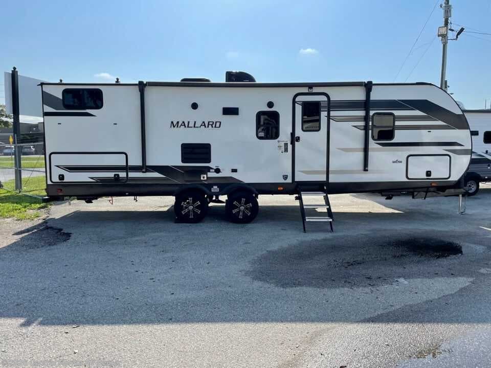 2022 Mallard Coach M26 - Used Miscellaneous for sale by Central Florida RV Center in Apopka, Florida