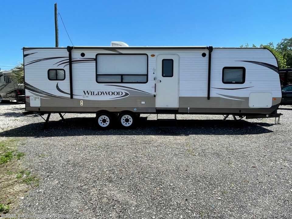 2014 Forest River Wildwood 27RKSS - Used Miscellaneous for sale by Central Florida RV Center in Apopka, Florida