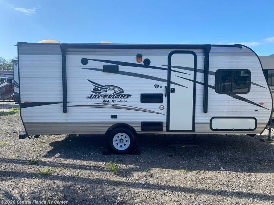 2017 Jayco Jay Flight SLX 174BH - Used Miscellaneous for sale by Central Florida RV Center in Apopka, Florida