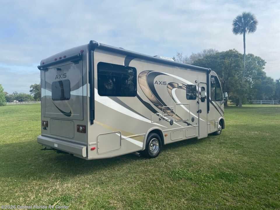 2016 Axis 25.2 by Thor Motor Coach from Central Florida RV Center in Apopka, Florida
