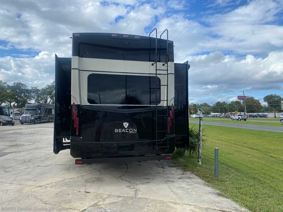 2018 Beacon 39 FBB by Vanleigh from Central Florida RV Center in Apopka, Florida