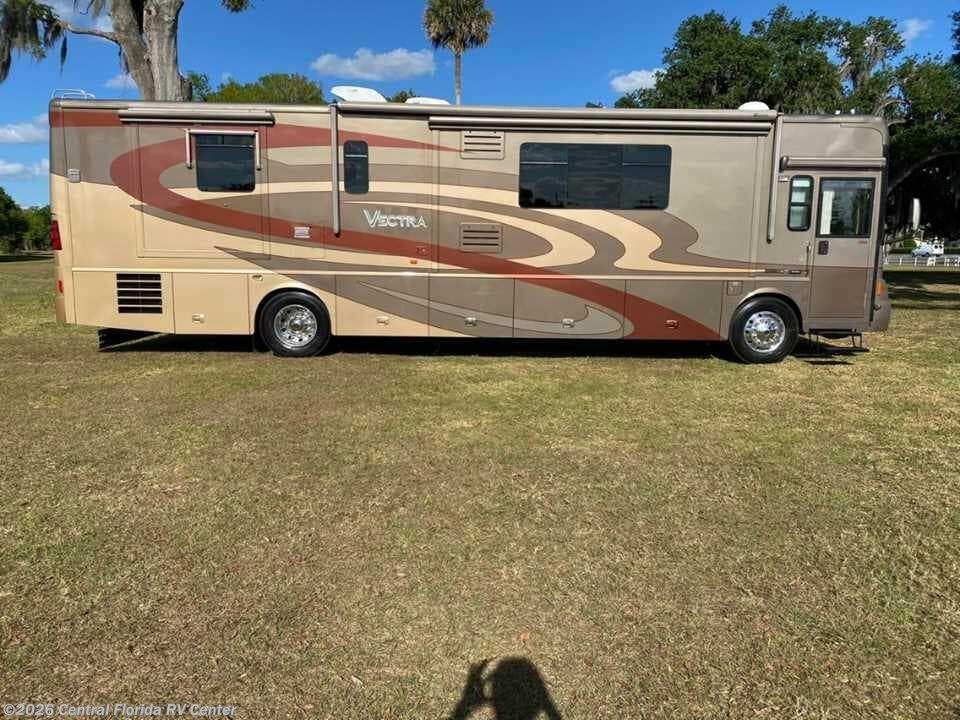 2006 Winnebago Vectra 40FD - Used Class A for sale by Central Florida RV Center in Apopka, Florida