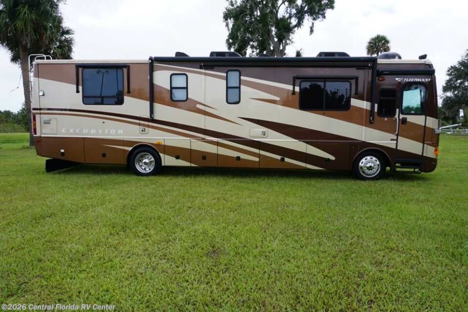 2005 Miscellaneous Excursion 39S - Used Miscellaneous for sale by Central Florida RV Center in Apopka, Florida
