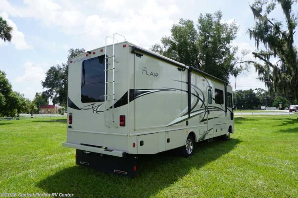 2018 Flair 30P by Fleetwood from Central Florida RV Center in Apopka, Florida