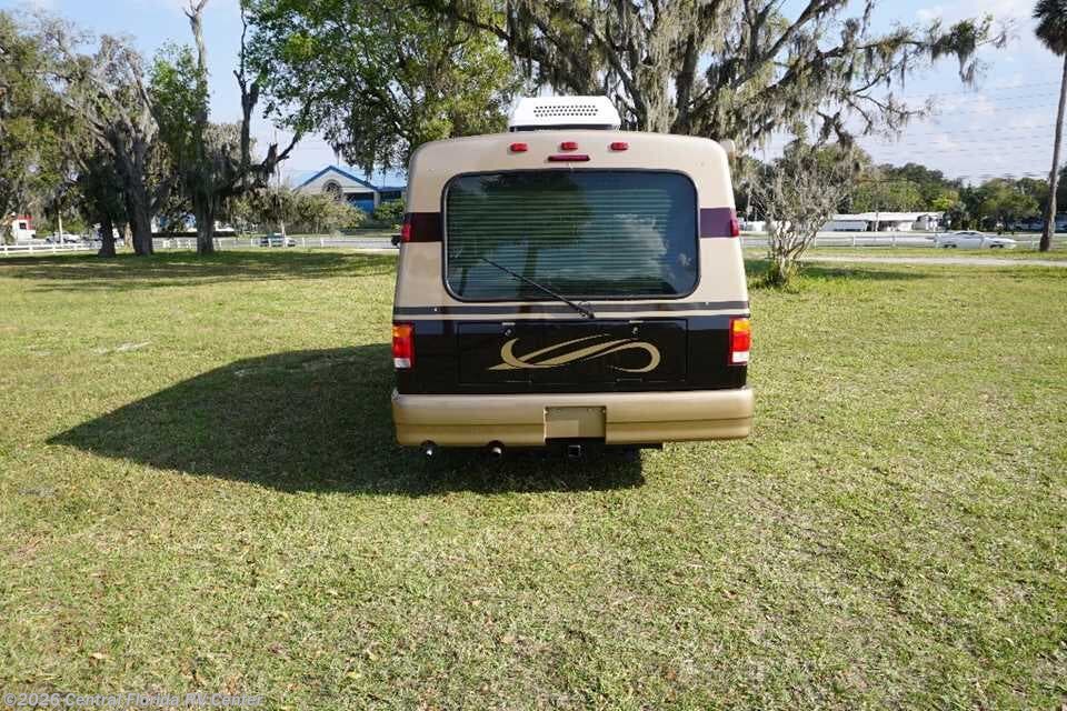Used 2005 Winnebago Rialta available in Apopka, Florida
