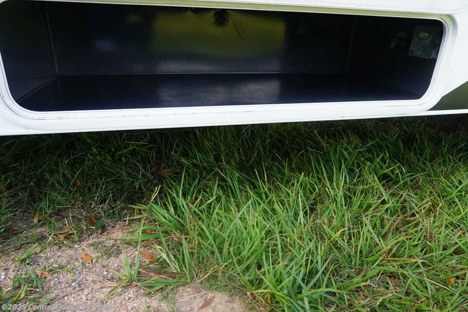 2013 Freelander DS31 by Coachmen from Central Florida RV Center in Apopka, Florida