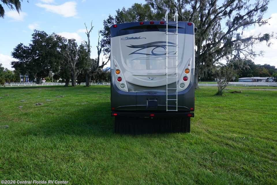 2012 Fleetwood Southwind 32V - Used Class A for sale by Central Florida RV Center in Apopka, Florida