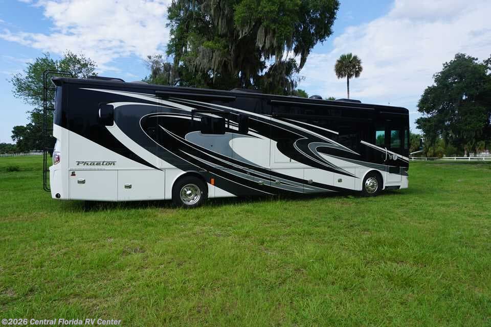 2016 Phaeton 40 QBH by Tiffin from Central Florida RV Center in Apopka, Florida