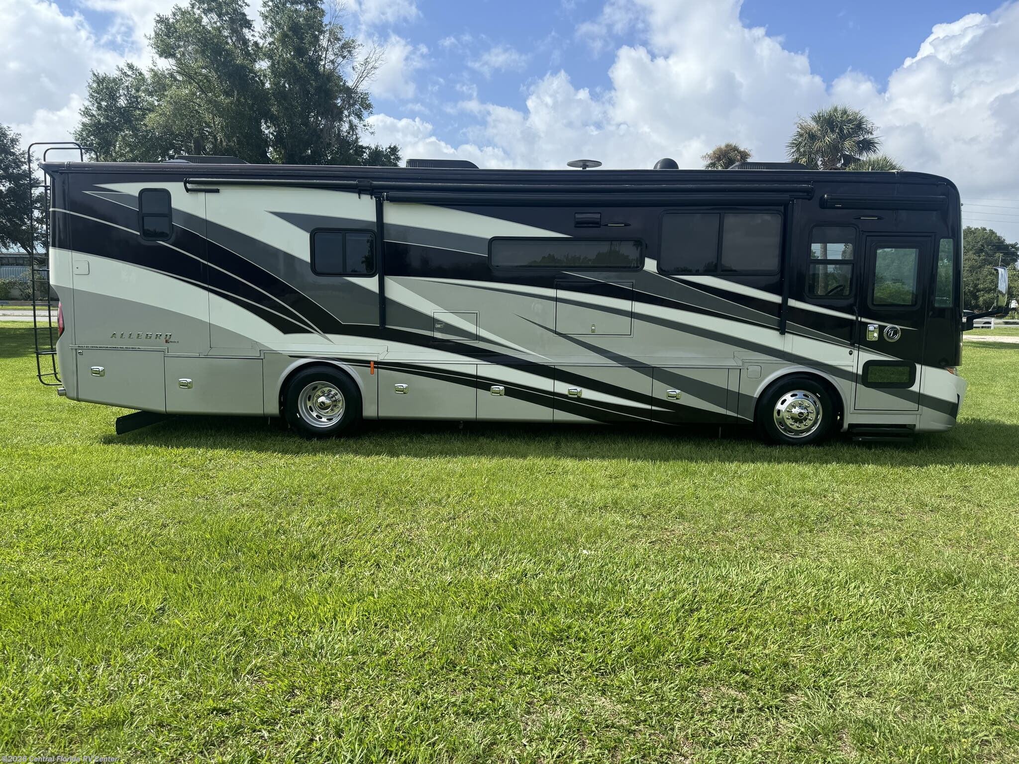 2020 Tiffin Allegro Red 37 BA - Used Class A for sale by Central Florida RV Center in Apopka, Florida
