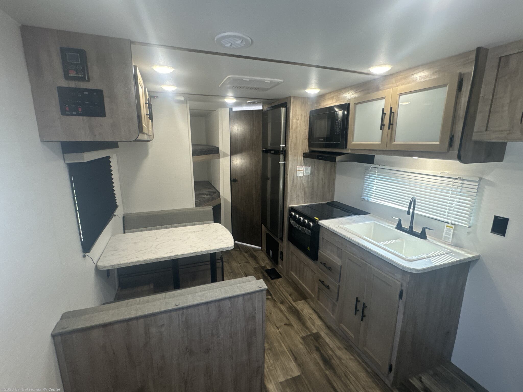 New 2024 Gulf Stream Ameri-Lite 26BHG available in Apopka, Florida