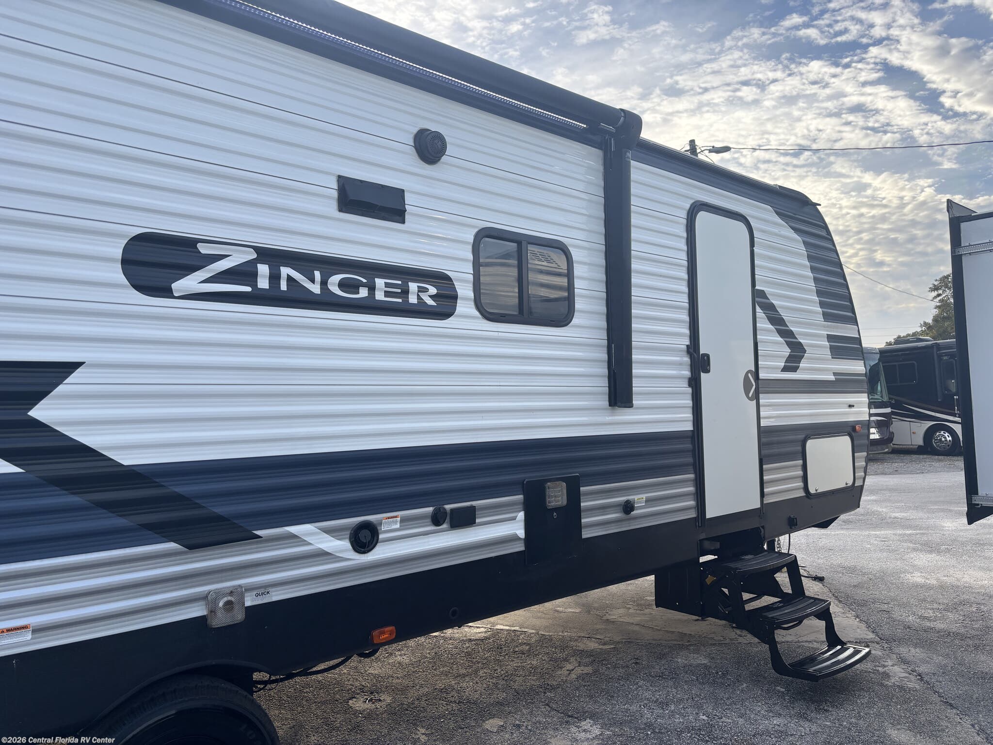 Used 2021 CrossRoads Zinger ZR298BH available in Apopka, Florida