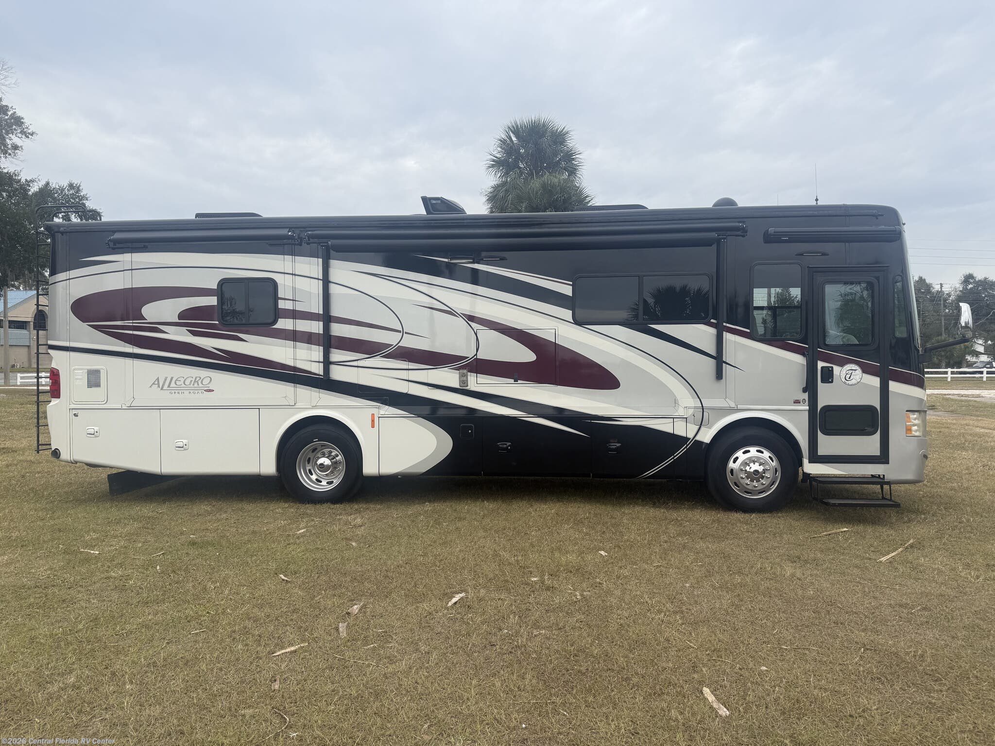 2016 Allegro Red 33 AA by Tiffin from Central Florida RV Center in Apopka, Florida