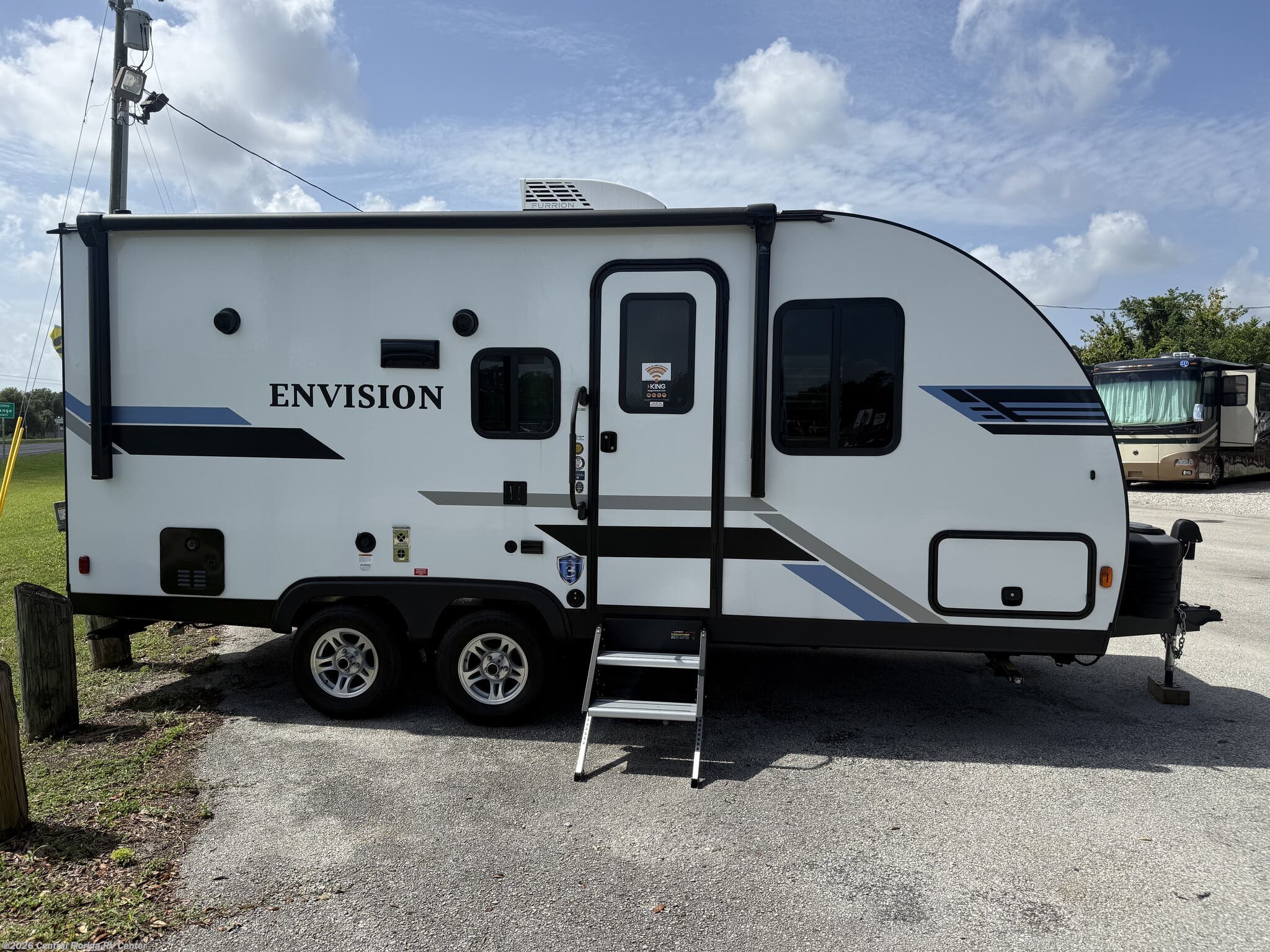 2025 Envision SVT 21QBD by Gulf Stream from Central Florida RV Center in Apopka, Florida