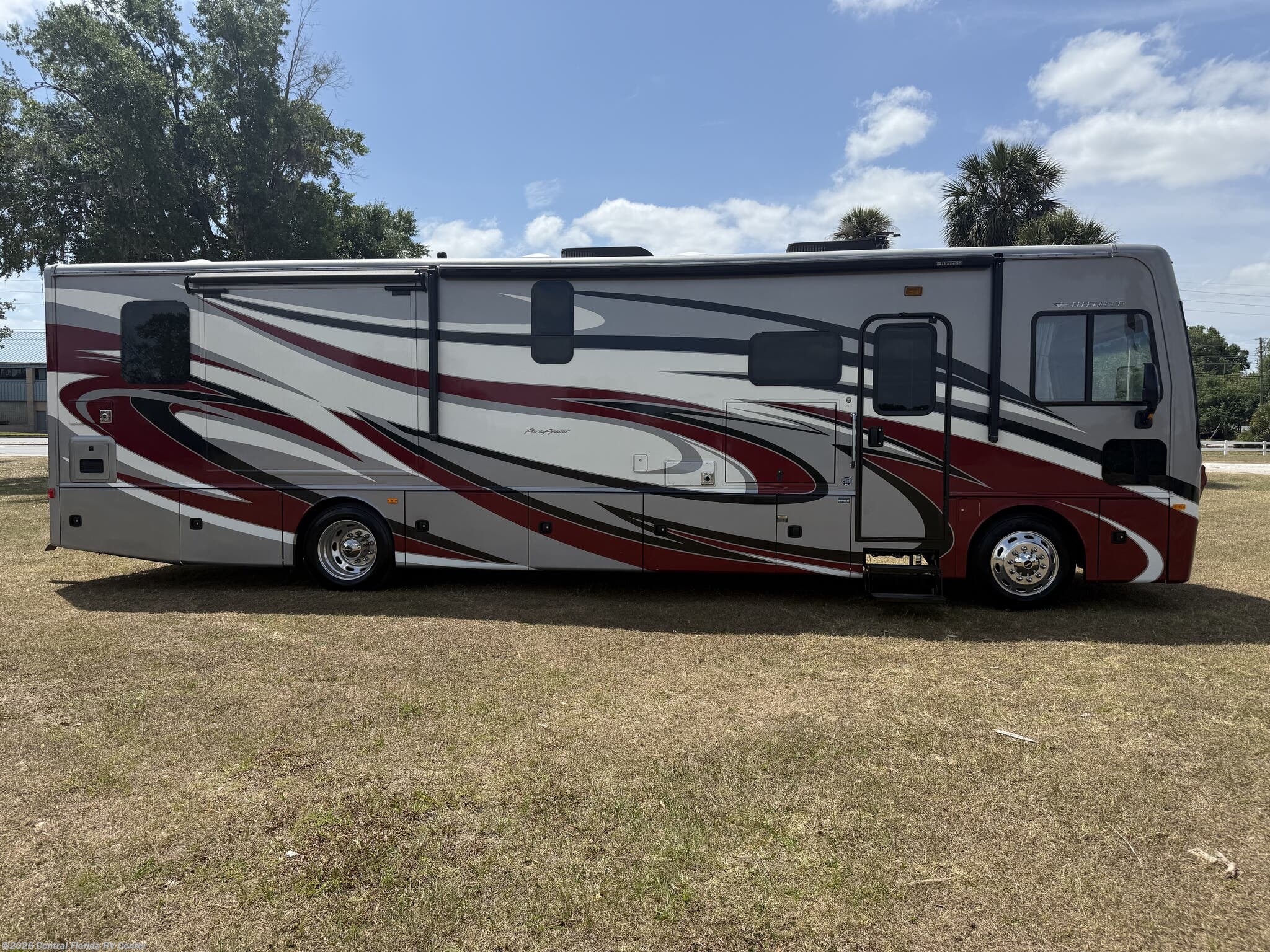2017 Pace Arrow 36U by Fleetwood from Central Florida RV Center in Apopka, Florida