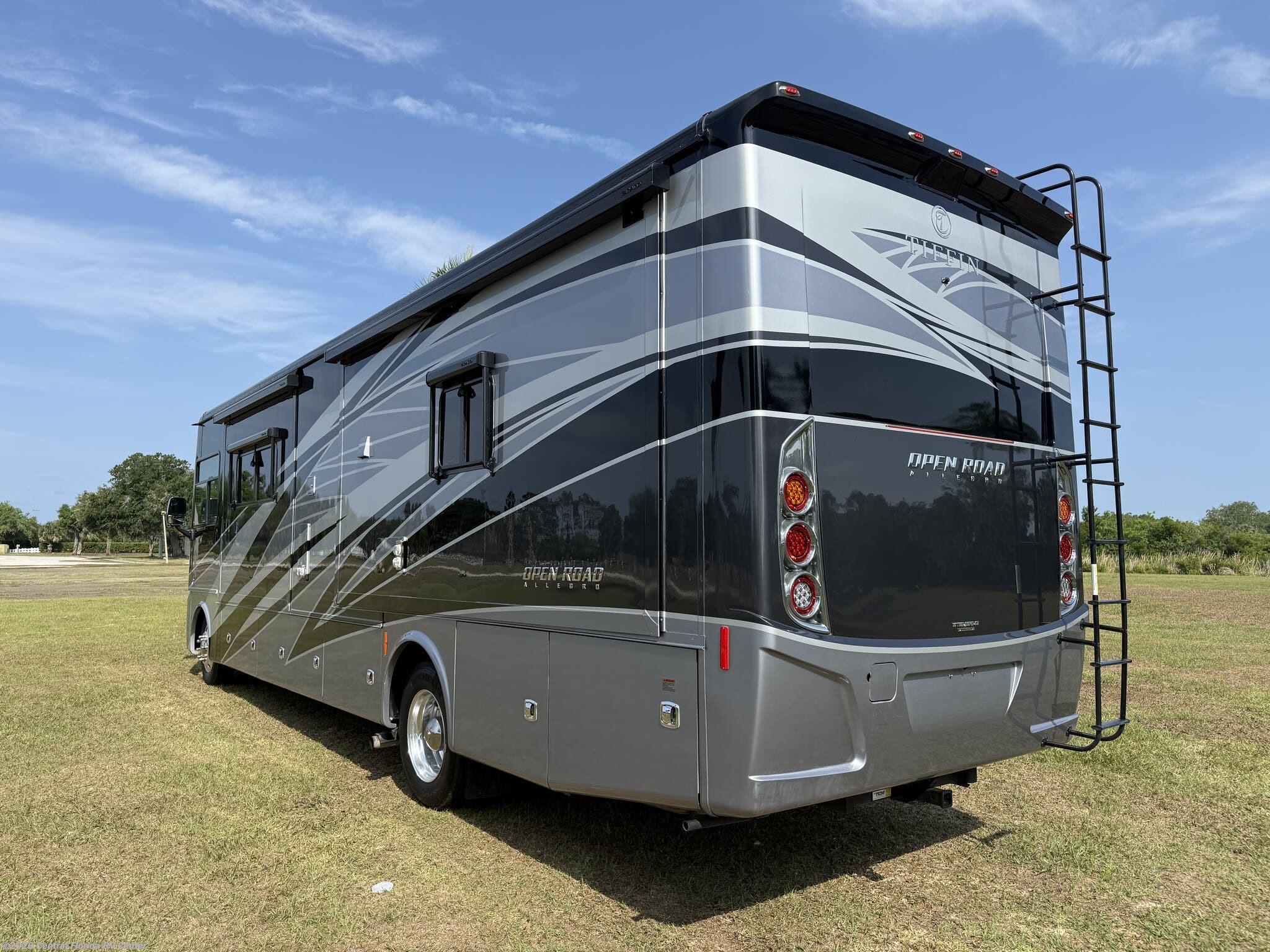 Used 2022 Tiffin Open Road Allegro 34 PA available in Apopka, Florida