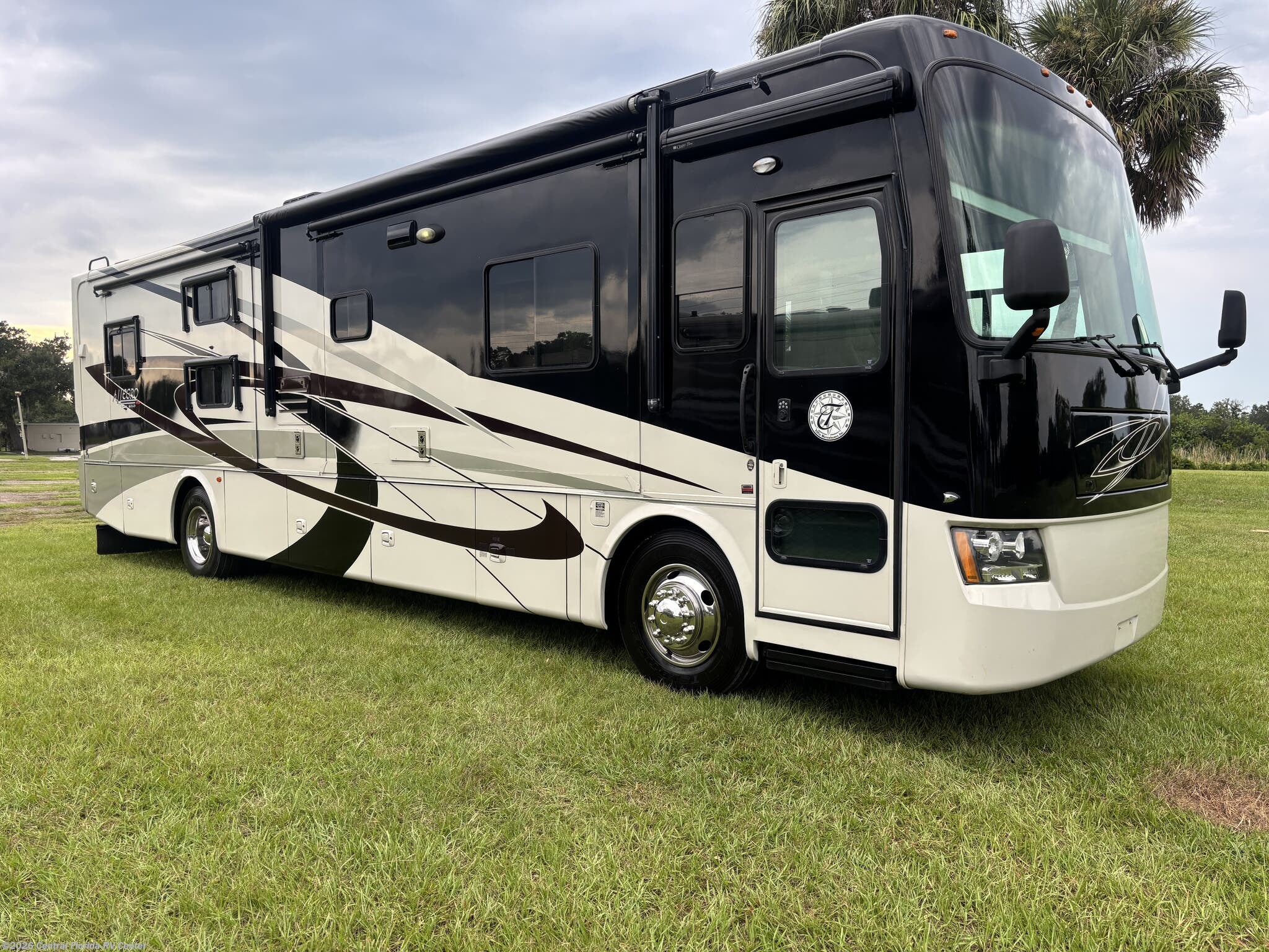 2011 Tiffin Allegro Red 38 QBA - Used Class A for sale by Central Florida RV Center in Apopka, Florida