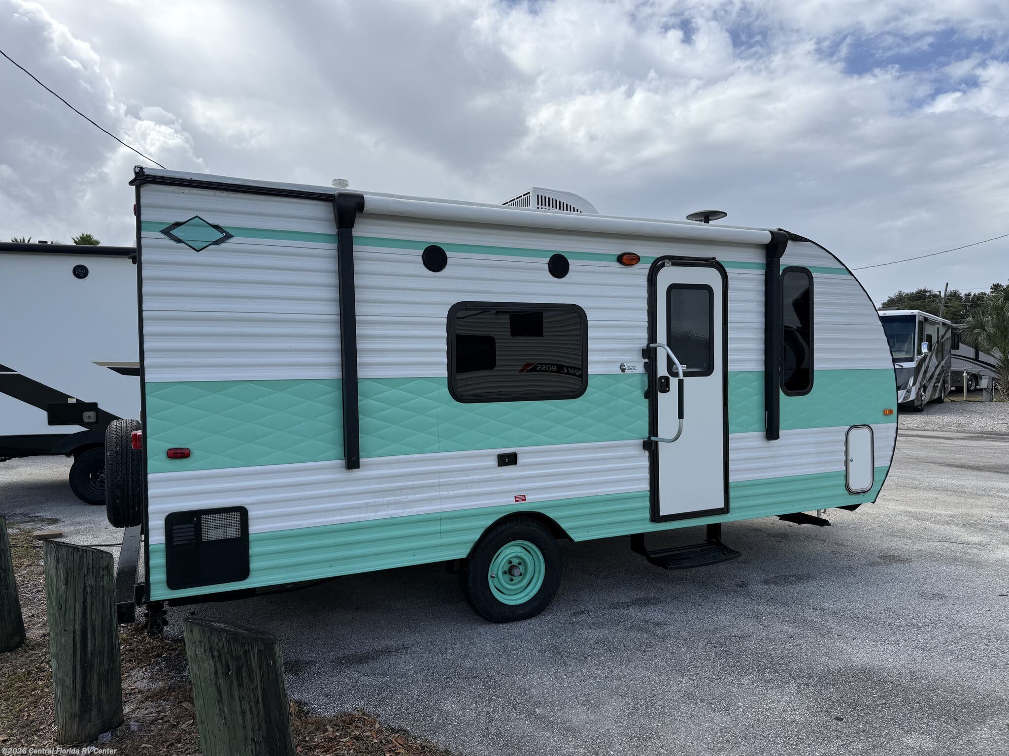 2019 Gulf Stream Capri 189DD - Used Travel Trailer for sale by Central Florida RV Center in Apopka, Florida