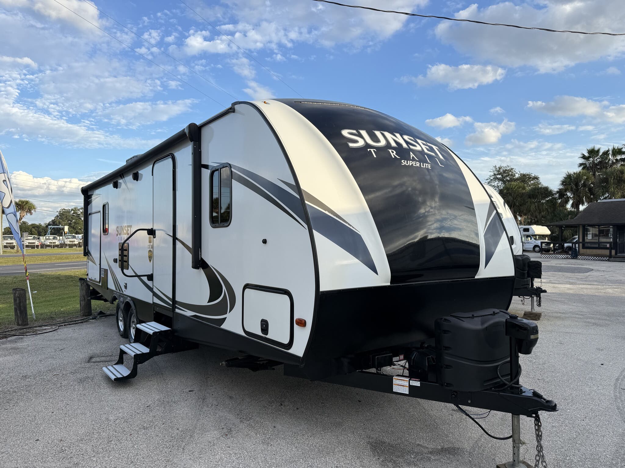 2019 CrossRoads Sunset Trail Super Lite 253RB