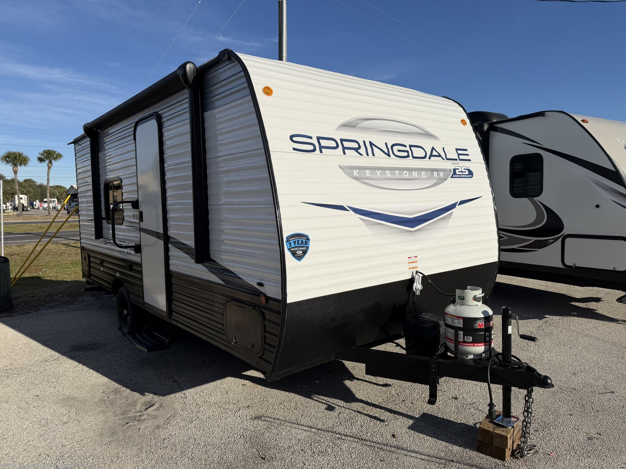 2024 Keystone Springdale Mini 1700FQ