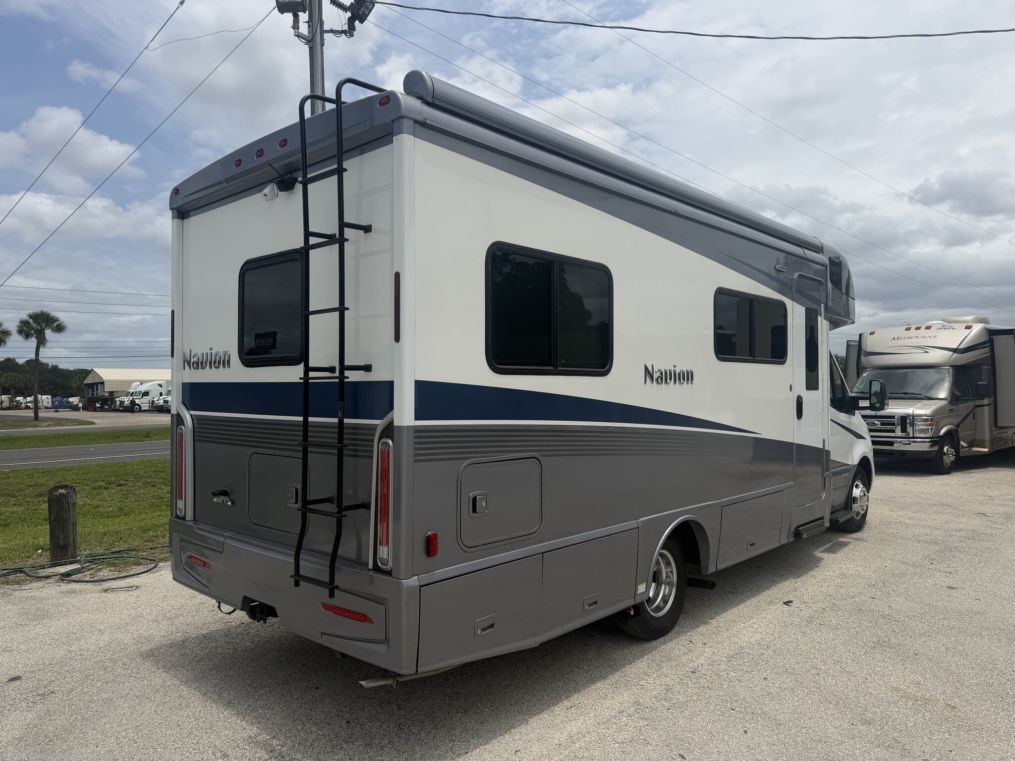 2022 Navion 24V by Winnebago from Central Florida RV Center in Apopka, Florida