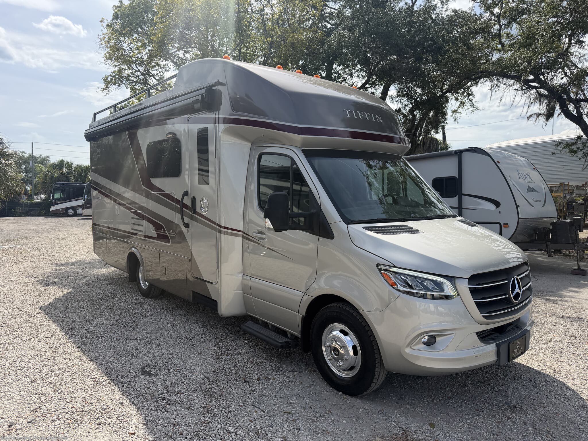 2024 Tiffin Wayfarer 25RW