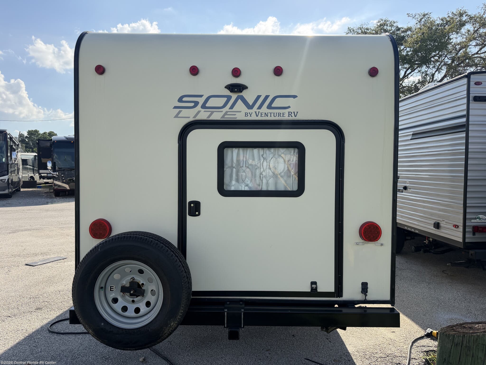 Used 2018 Venture RV Sonic Lite SL169VBH available in Apopka, Florida