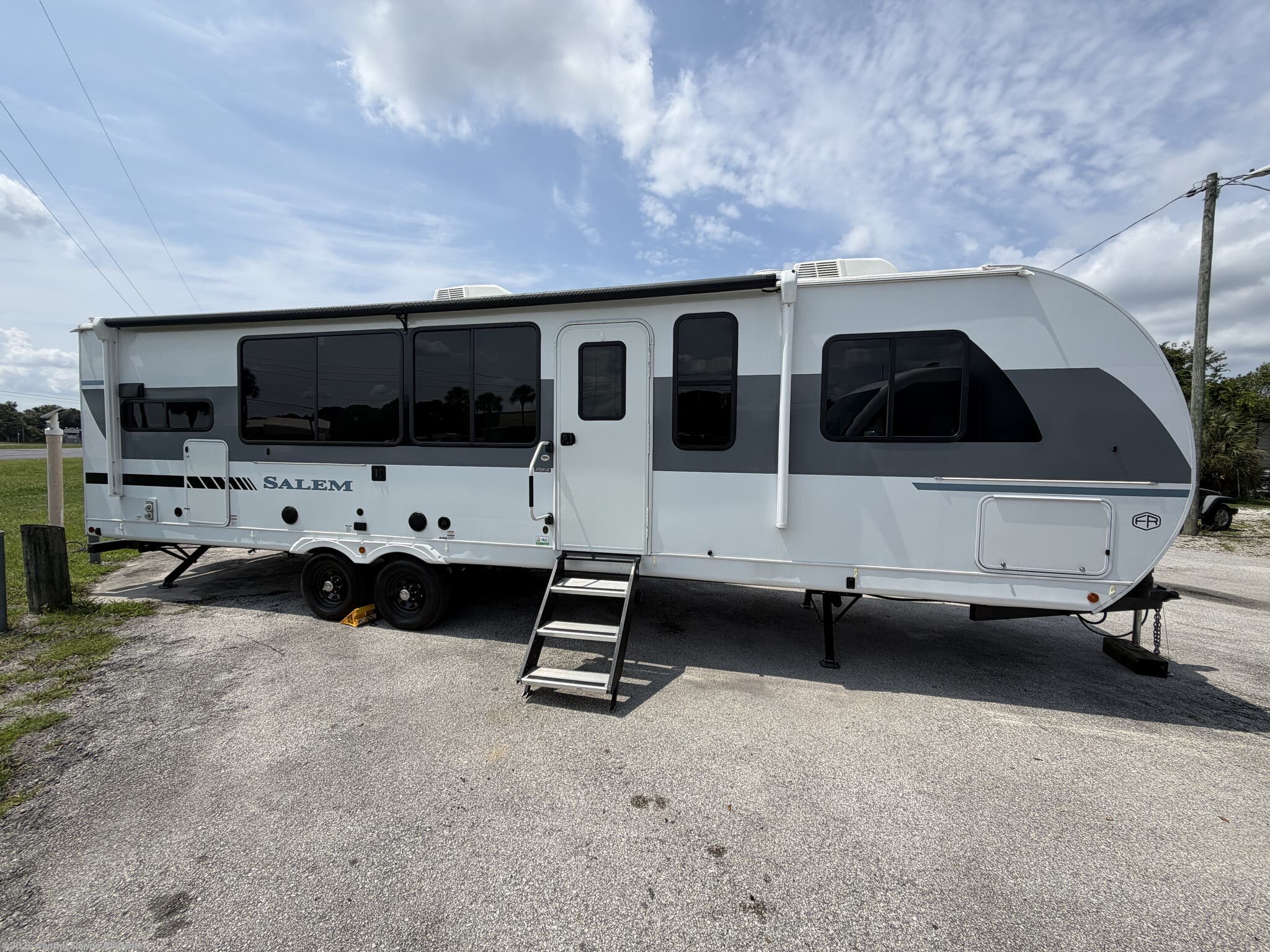 2025 Salem 29VIEW by Forest River from Central Florida RV Center in Apopka, Florida