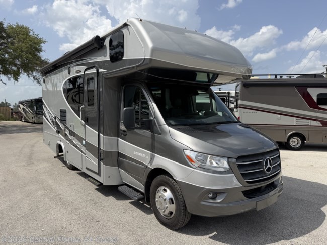 2022 Dynamax Corp Isata 3 Series 24FWM