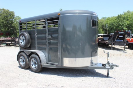 2022 CALICO 12&#39; BUMPER PULL LIVESTOCK TRAILER, 6&#39; WIDE, 6&#39;6&quot; HEIGHT, REAR FULL SWING GATE W/ SLIDER, NO DIVIDER GATE, ESCAPE DOOR, PAINTED WOOD FLOOR, INSIDE AND OUTSIDE TIE HOOKS, 2&quot; A-FRAME COUPLER, A-FRAME JACK WITH CASTER WHEEL, FRONT STONEGUARD, 2-3.5K TORSION AXLES, ONE ELECTRIC BRAKE, ST235/80R16&quot; RADIAL TIRES, SPARE TIRE AND MOUNT, DARK SLATE GRAY PAINT WITH WHITE STRIPES.
