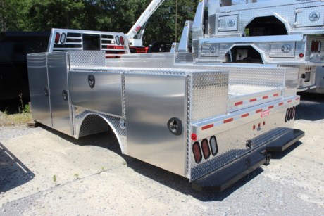 New Zimmerman Aluminum 11 FOOT Advantage Service Body FOR 84 INCH CAB TO AXLE PICKUP. ONE SHELF LEFT FRONT BOX, SHELVES REAR BOX (1-LEFT AND 1-RIGHT), 3&quot; DRAWERS FRONT BOX (X3). B&amp;W GN HITCH (DOUBLE CHECK TRAILER TONGUE HEIGHT AS NOT TO GET INTO SIDE BOXES). You can pull a gooseneck trailer with this service body with the built in B&amp;W gooseneck hitch! Has a HD full width step bumper with rear 2-1/2&quot; receiver hitch as well. Get all the Advantages of a service body AND a gooseneck flatbed in one rust free package! This bed fits a dually rear wheel pickup cab and chassis (11&#39; frame) Ford, Dodge, or GM. Comes with a few drawers and shelves and we can add as many as you like in any box! Smooth aluminum doors allow you to add your own decals to the sides! Lockable toolboxes. LED rear tail lights and lighted headache rack with clearance lights all around. (4) floor mount d-rings. Ladder racks, toolbox lights and other options are available. Add this amazing one of a kind Service body to your truck today! We can install it in about 6 hours while you wait and have a courtesy vehicle for your use during the install!