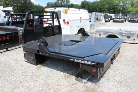 BRADFORD BUILT 96&quot; X 102&quot; STEEL CLAMP BED FOR HAULING ROUND BALES, HYDRAULIC POWERED, SPINNER CLAMPS FOR UNROLLING A BALE, PUMP LOCATED IN PASSENGERS TOOLBOX, WIRELESS REMOTE, 38&quot; FRAME WIDTH, 56&quot; CAB TO AXLE, FITS A DUALLY WHEEL BED TAKE OFF TRUCK (LONG BED), HEADACHE RACK, 30K RATED 2-5/16&quot; GOOSENECK HITCH, 2&quot; REAR RECEIVER HITCH, LED LIGHTS, LIGHTED HEADACHE RACK, 1/8&quot; STEEL TREADPLATE FLOOR, BLACK POWDERCOAT.