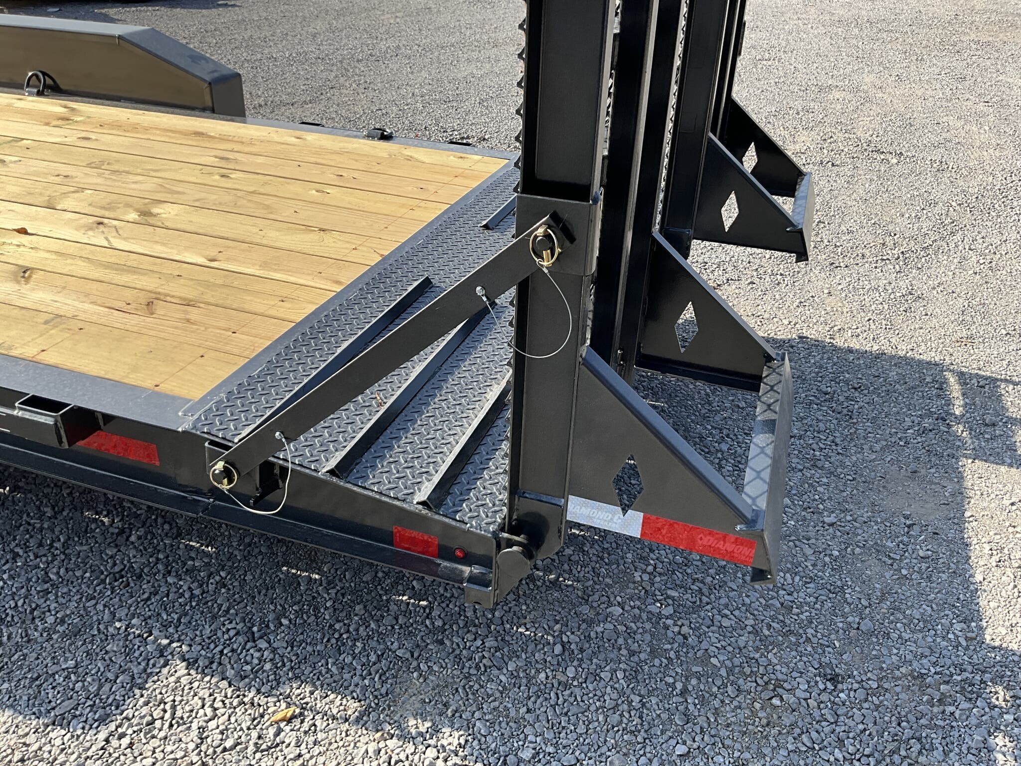 2026 Diamond C LPX LPX207-24X82 7x24 Bumper Pull Flatbed Trailer ...