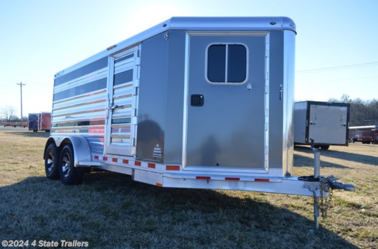 Livestock Trailer - 2025 4-Star 6 PEN SHOW STOCK 6'10"x17' available New in Fairland, OK