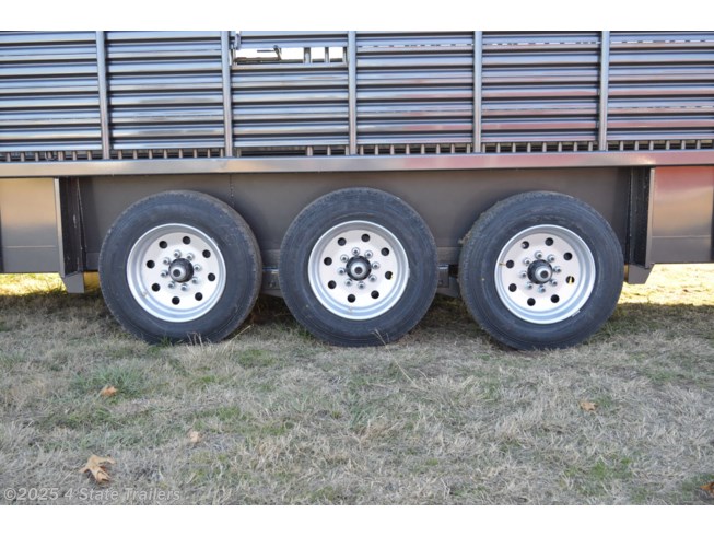 鉄道模型 TURNPIKE LIVESTOCK TRAILER MAMMOTH mqdefault.jpg