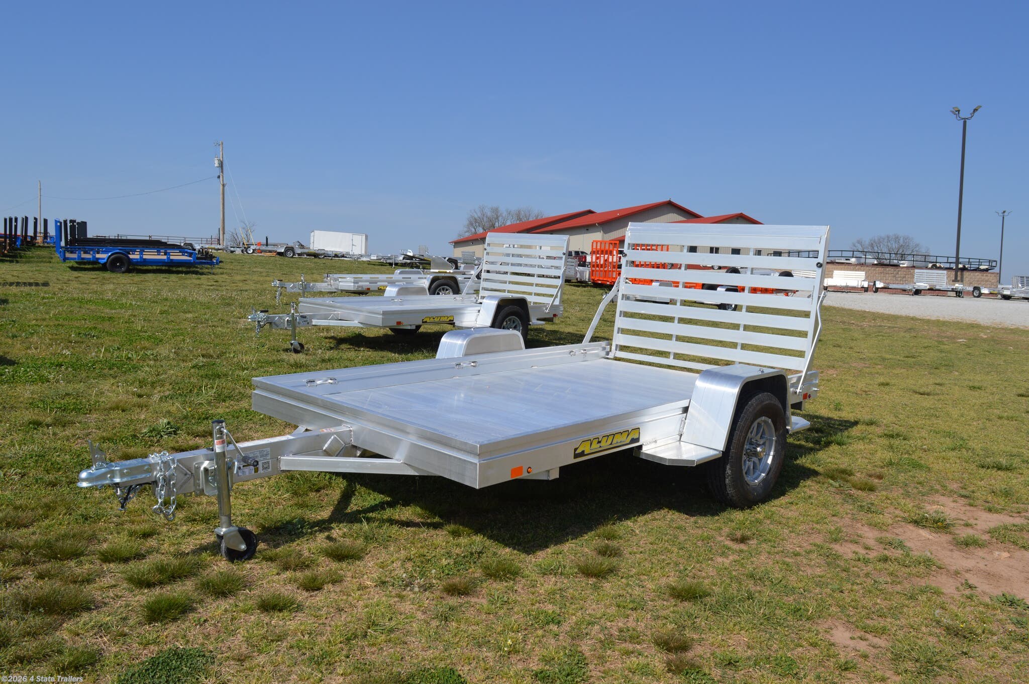 2027 Aluma 6810S-TG 68