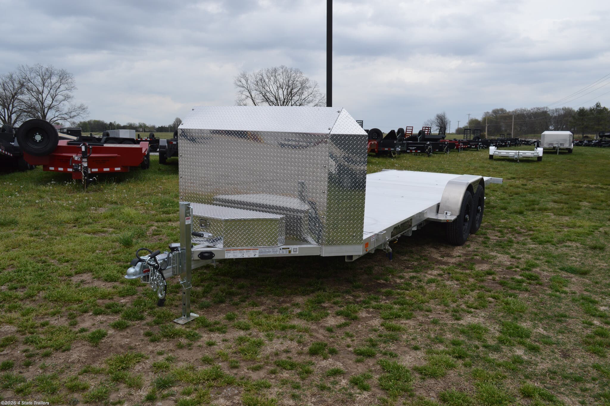 2027 Aluma 8220H Tilt Anniversary 82