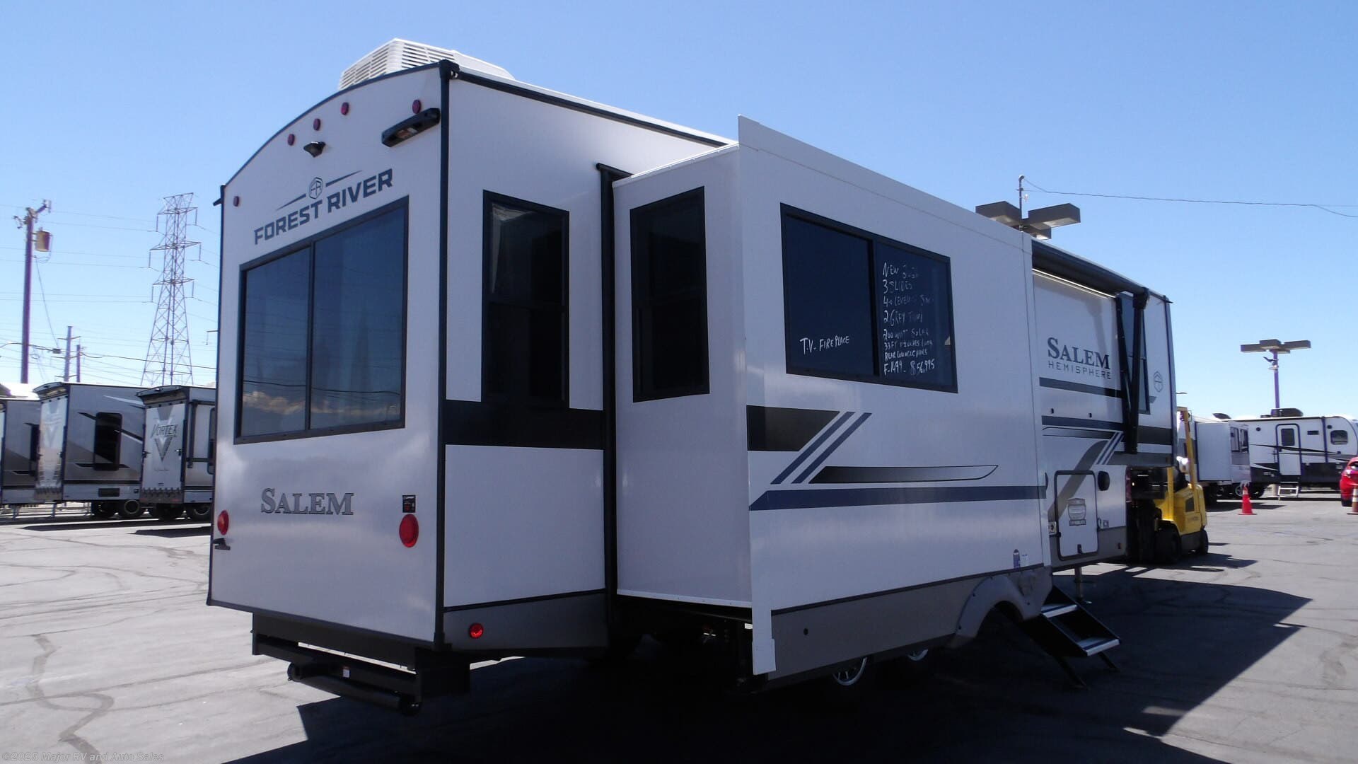 2026 Forest River Salem Hemisphere 286RL, 3 SLIDES, BACKUP CAMERA INCLUDED, 200 WATT - New Fifth Wheel For Sale by Major RV and Auto Sales in Hesperia, California