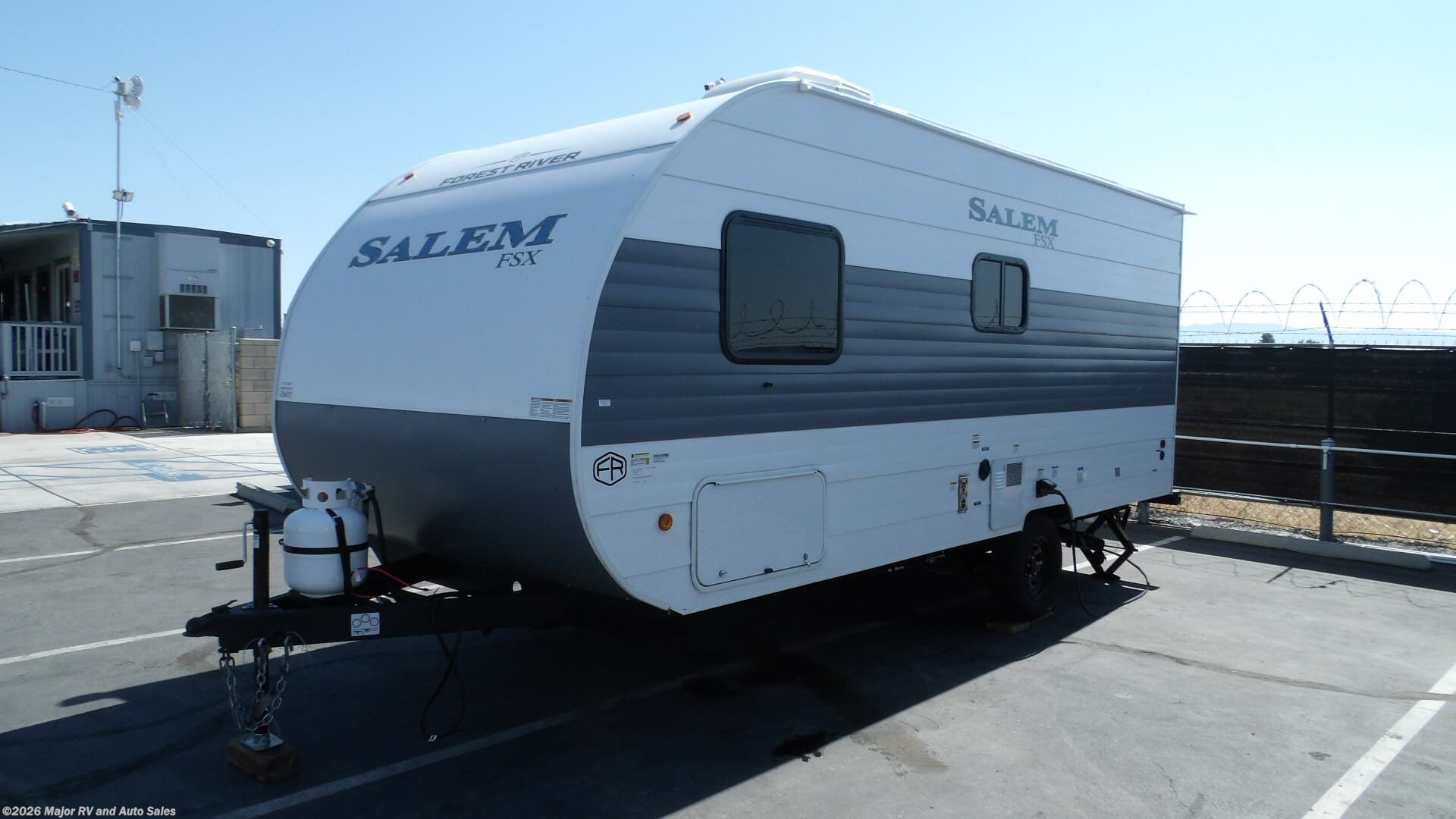 2026 Salem 174DBLE, UPGRADED 4 STABILIZER JACKS, FRONT SLEEPE by Forest River from Major RV and Auto Sales in Hesperia, California