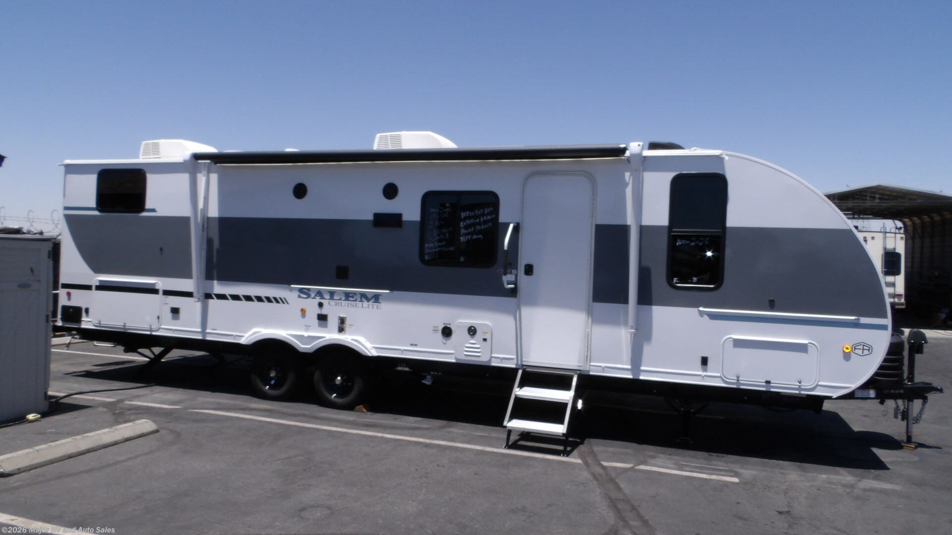 2026 Forest River Salem 273QBXLX,1 SLIDE, 2 A/C UNITS, 200 WATT SOLAR, FRO - New Travel Trailer For Sale by Major RV and Auto Sales in Hesperia, California
