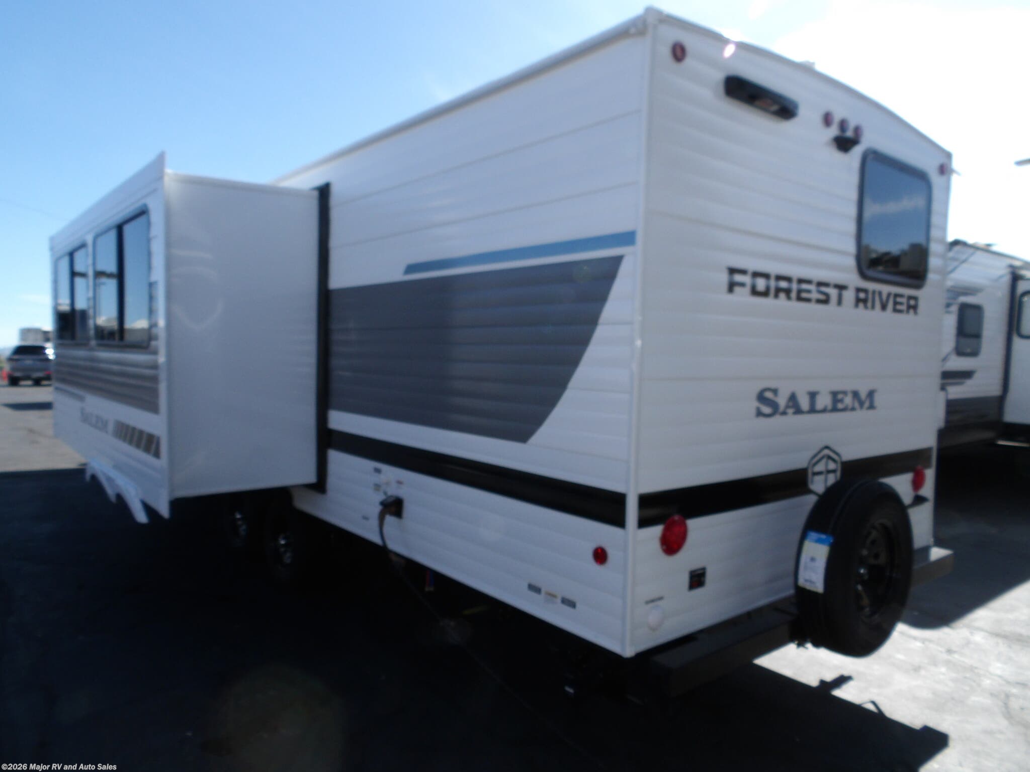 New 2026 Forest River Salem 26ICE, 1 SLIDE, 15K BTU A/C, REAR BUNKS, FRONT WAL available in Hesperia, California