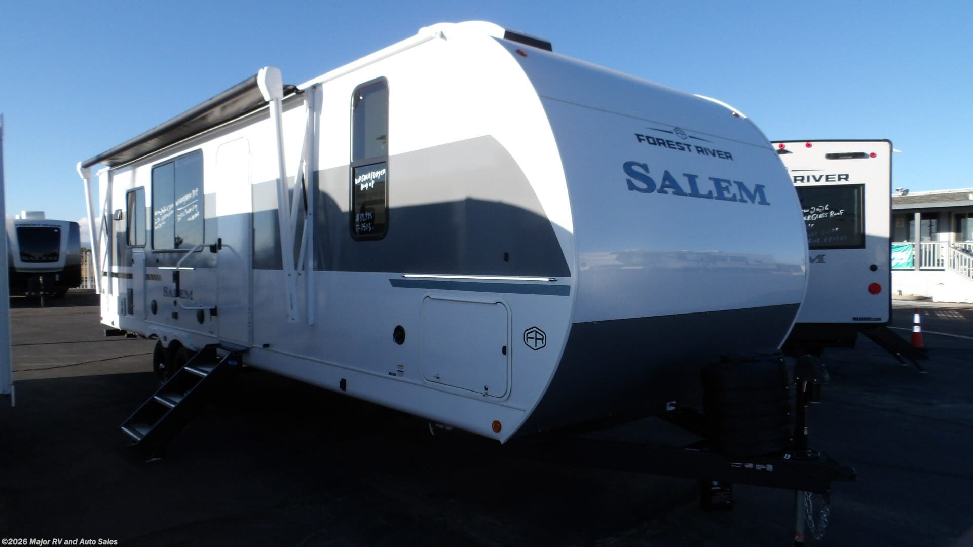 2026 Salem 27RKX, 1 SLIDE, 2 A/C'S, REAR KITCHEN, POWER AWNIN by Forest River from Major RV and Auto Sales in Hesperia, California