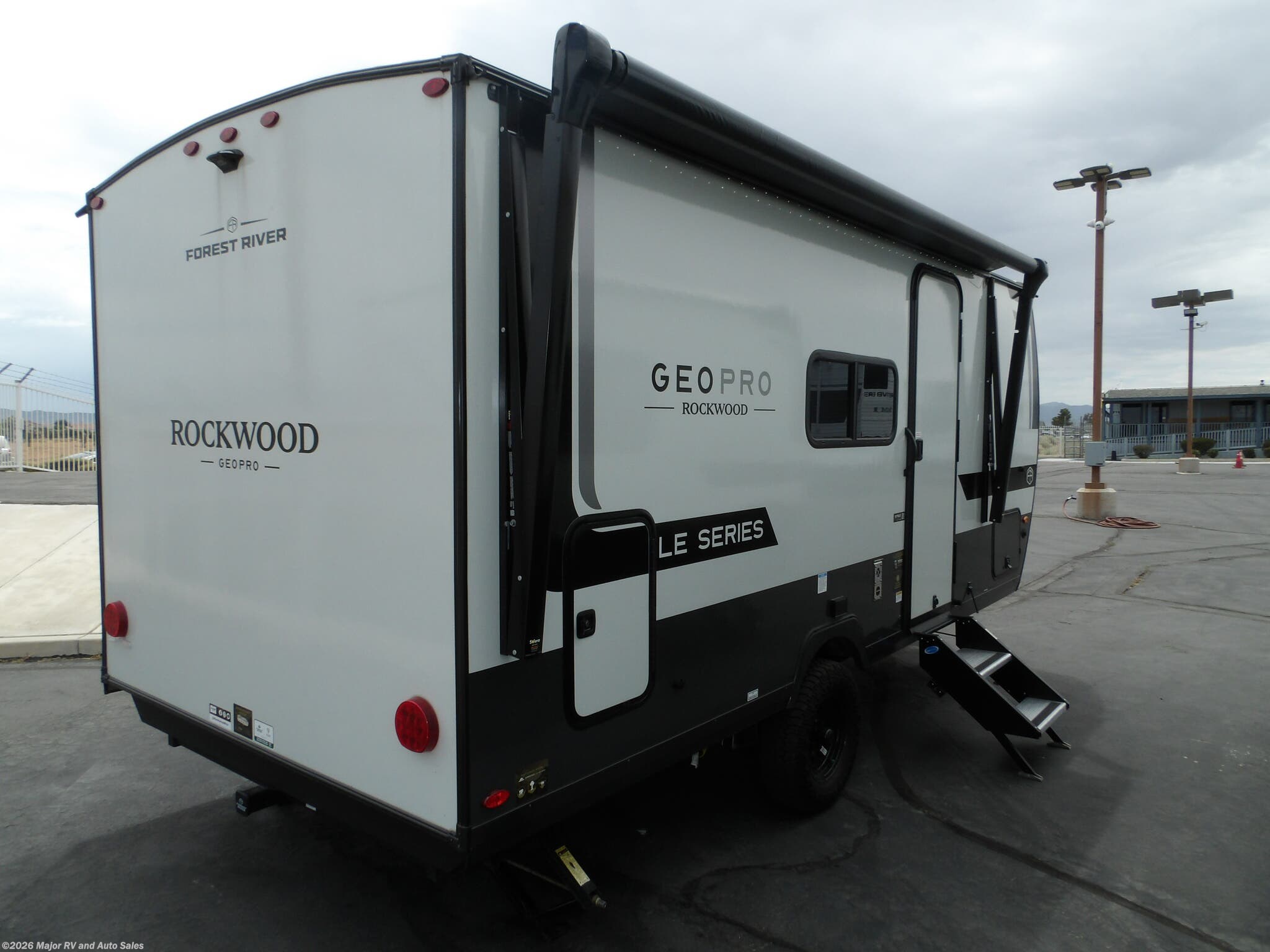 2027 Forest River Rockwood Geo Pro 17SLE, 1 SLIDE, FRONT SLEEPER, REAR BATHROOM, POWE - New Travel Trailer For Sale by Major RV and Auto Sales in Hesperia, California