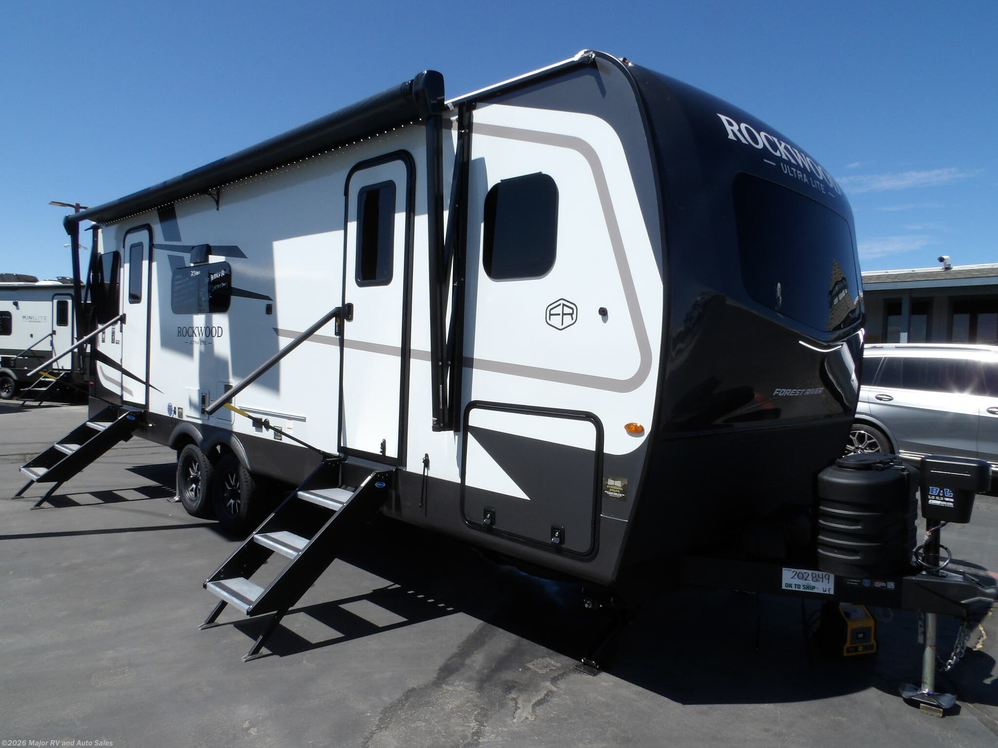 2027 Rockwood 2618RD, REAR DINETTE/SLEEPER, 2 SLIDES, 2 A/C'S, 4 by Forest River from Major RV and Auto Sales in Hesperia, California