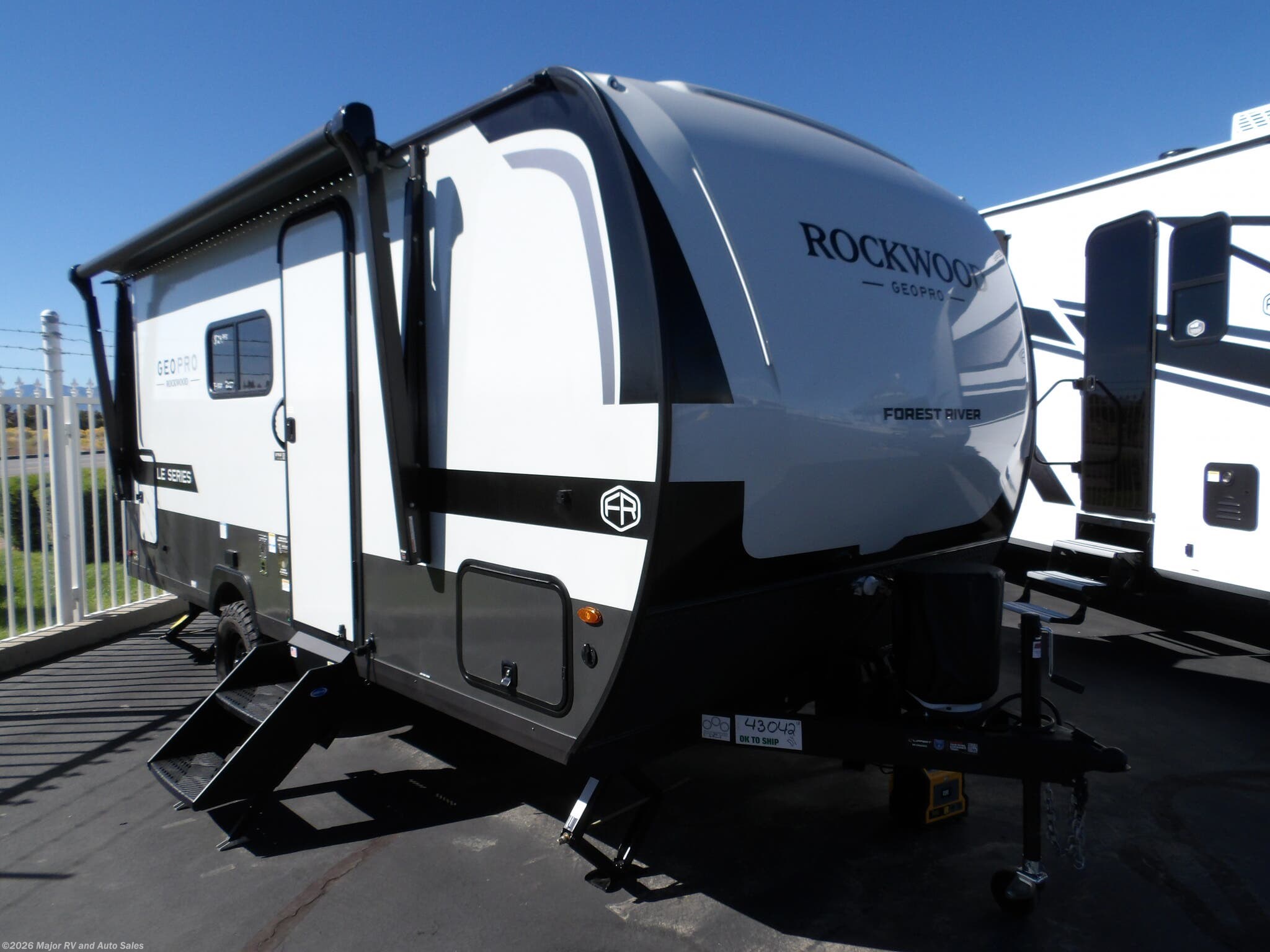 2027 Rockwood Geo Pro 17SLE, 1 SLIDE, 200 WATT SOLAR, FRONT SLEEPER, REA by Forest River from Major RV and Auto Sales in Hesperia, California